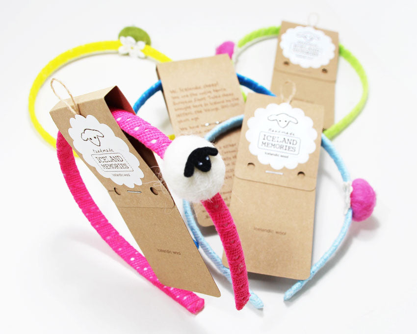 Jasmine White / Pink lace