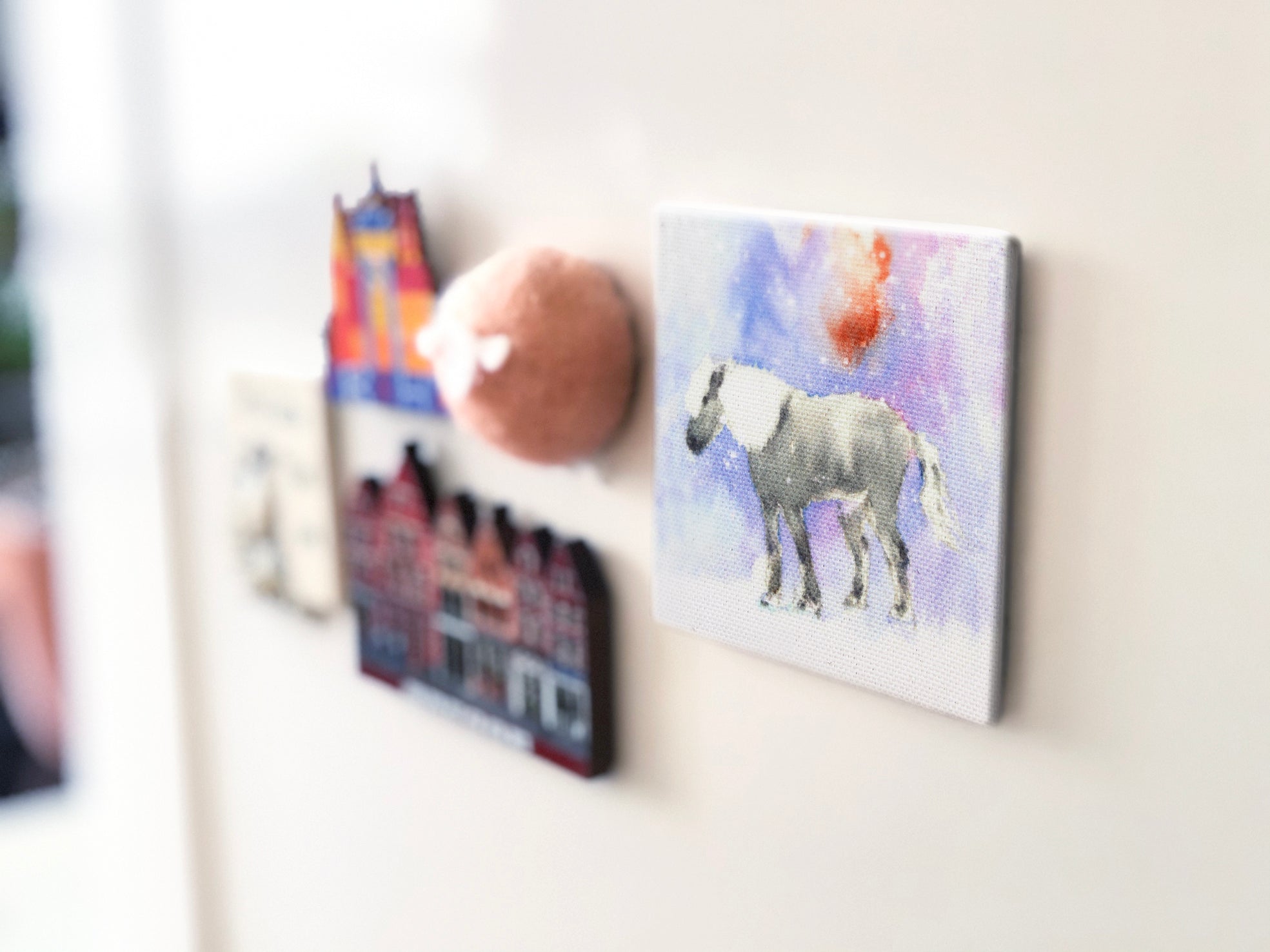 Canvas Magnet - Winter horse